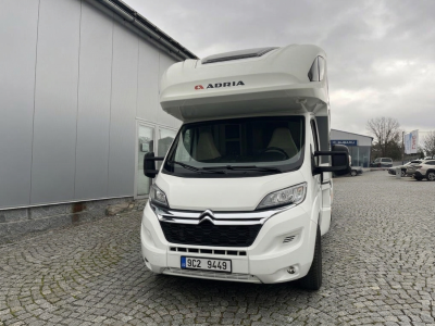 ADRIA Coral XL Axess 670 SL PLNÁ VÝBAVA